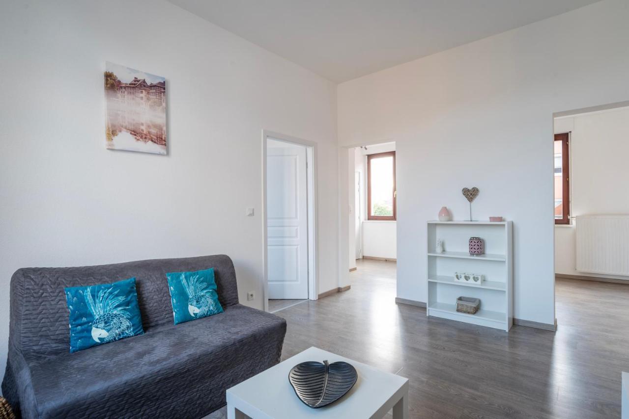 Appartamento Le Manoir De Cyrielle A 10 Min Du Centre De Strasbourg Bischheim Esterno foto