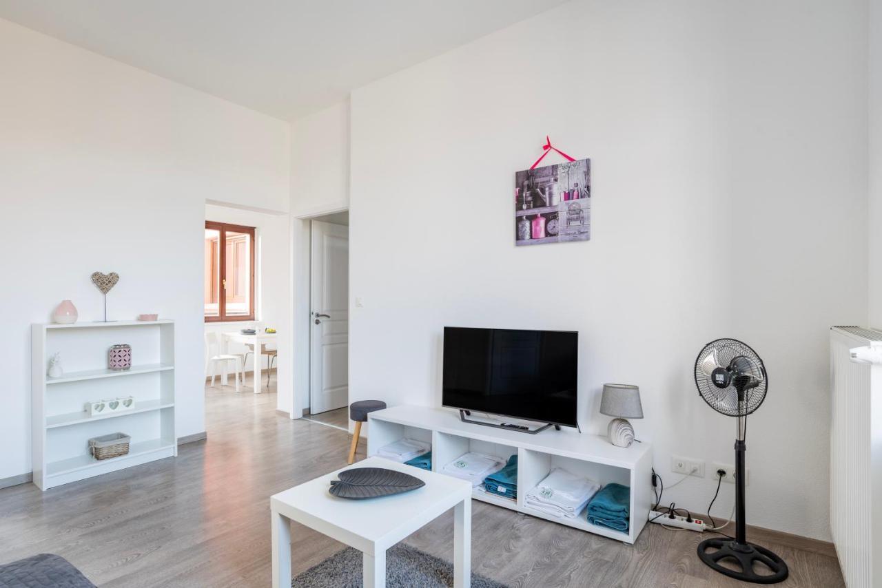 Appartamento Le Manoir De Cyrielle A 10 Min Du Centre De Strasbourg Bischheim Esterno foto