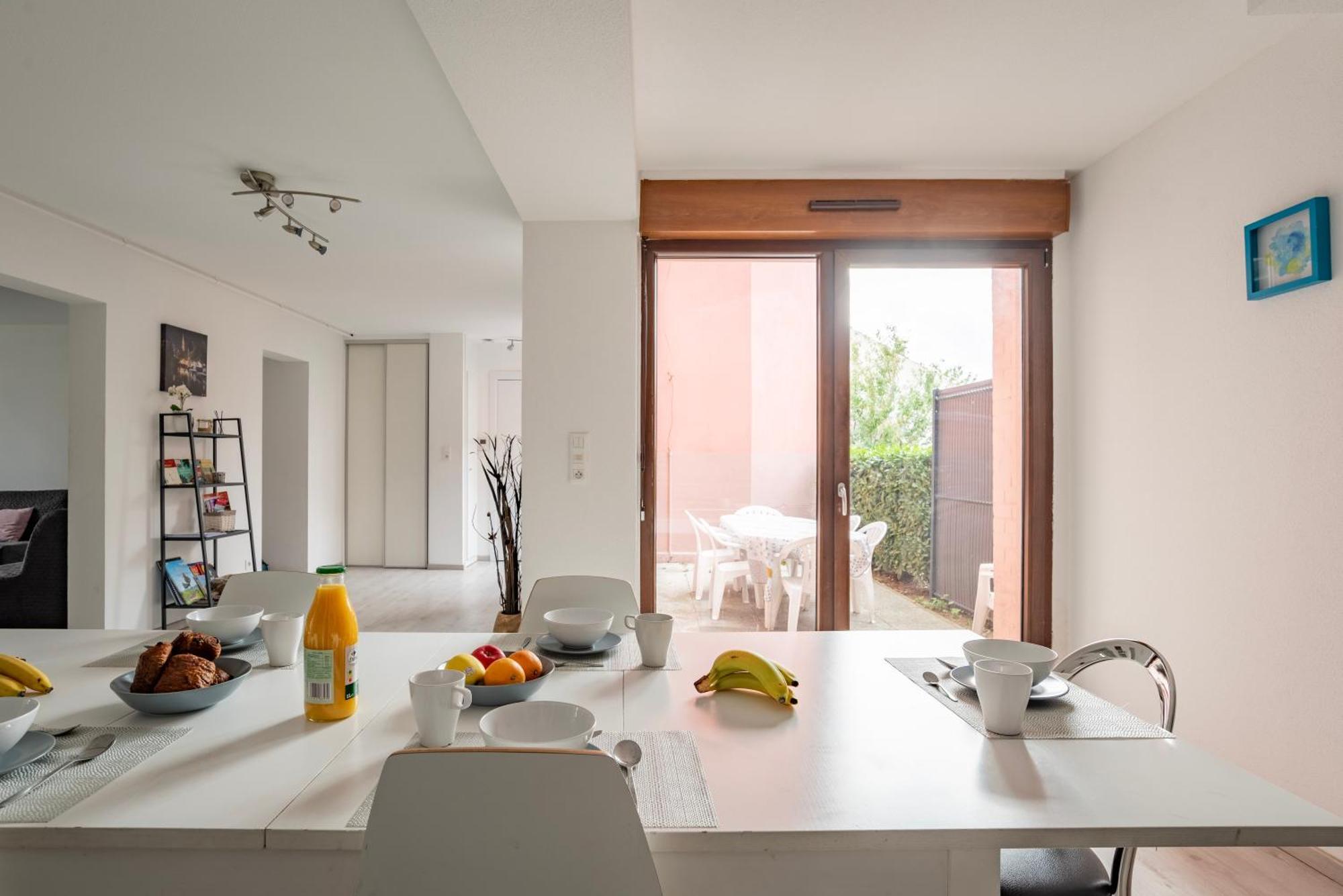 Appartamento Le Manoir De Cyrielle A 10 Min Du Centre De Strasbourg Bischheim Esterno foto