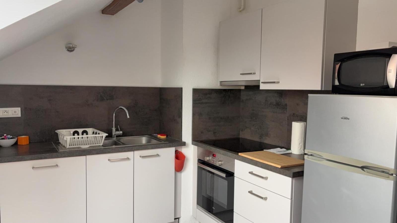 Appartamento Le Manoir De Cyrielle A 10 Min Du Centre De Strasbourg Bischheim Esterno foto